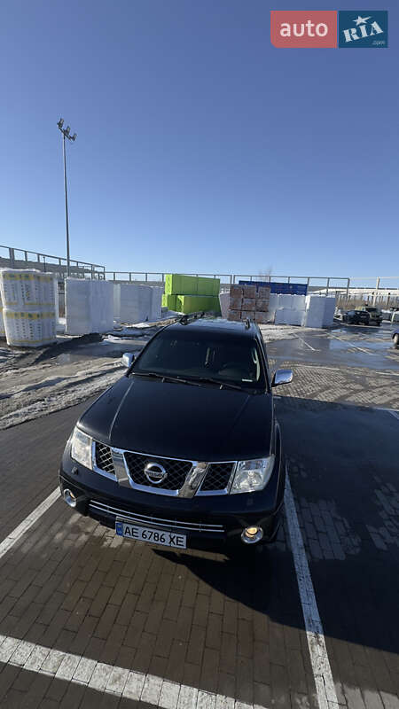 Внедорожник / Кроссовер Nissan Pathfinder 2007 в Белогородке