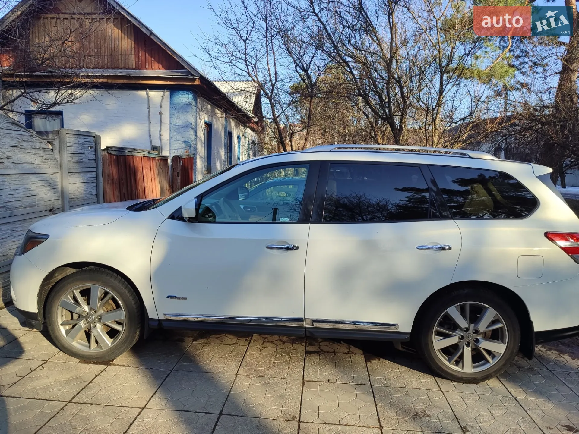 2013 Nissan Pathfinder - мініатюра 2