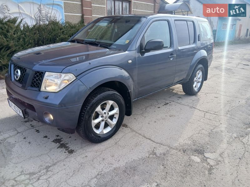 Внедорожник / Кроссовер Nissan Pathfinder 2005 в Хотине фото 3 Внедорожник / Кроссовер Nissan Pathfinder 2005 в Хотине