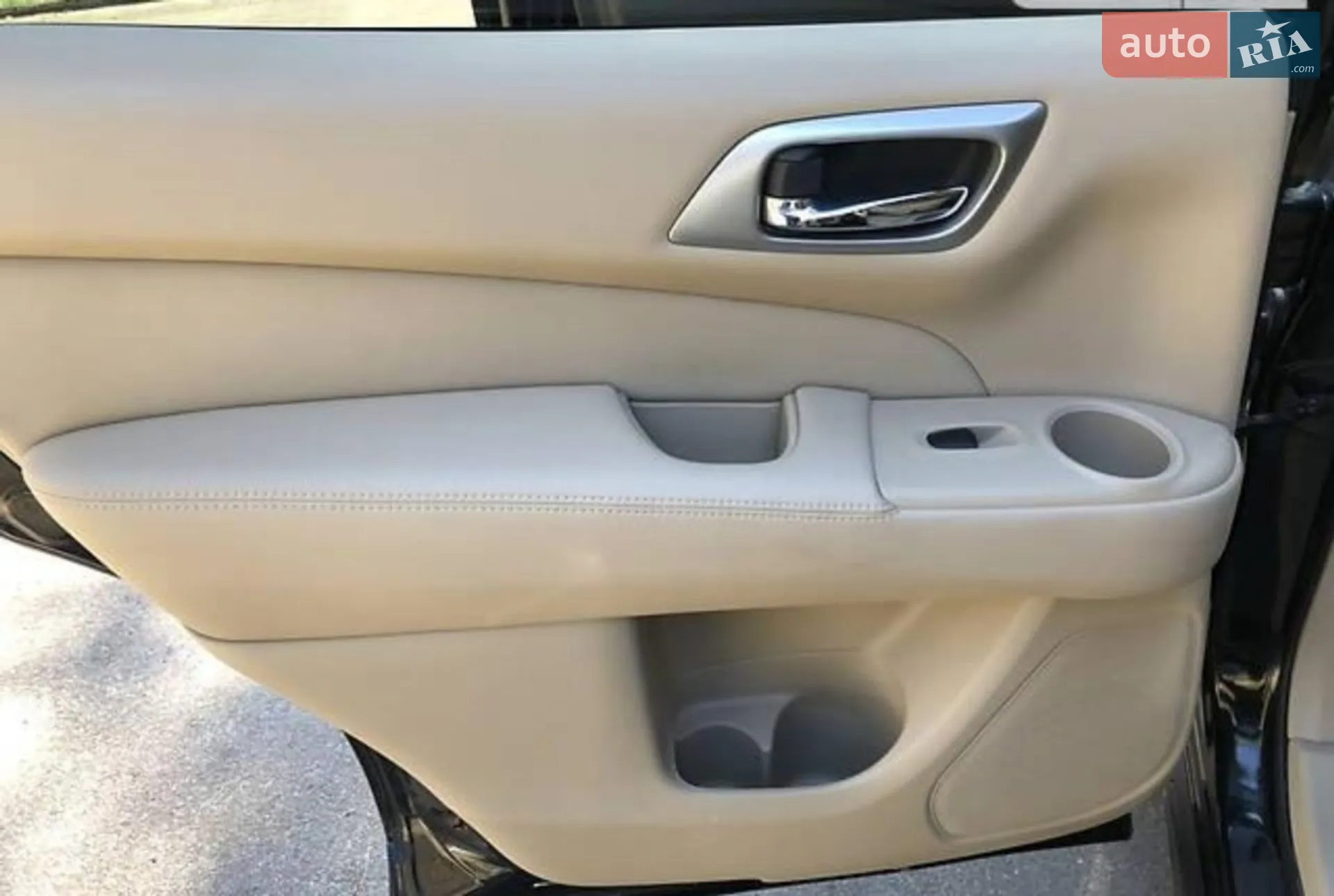 2015 Nissan Pathfinder - мініатюра 27