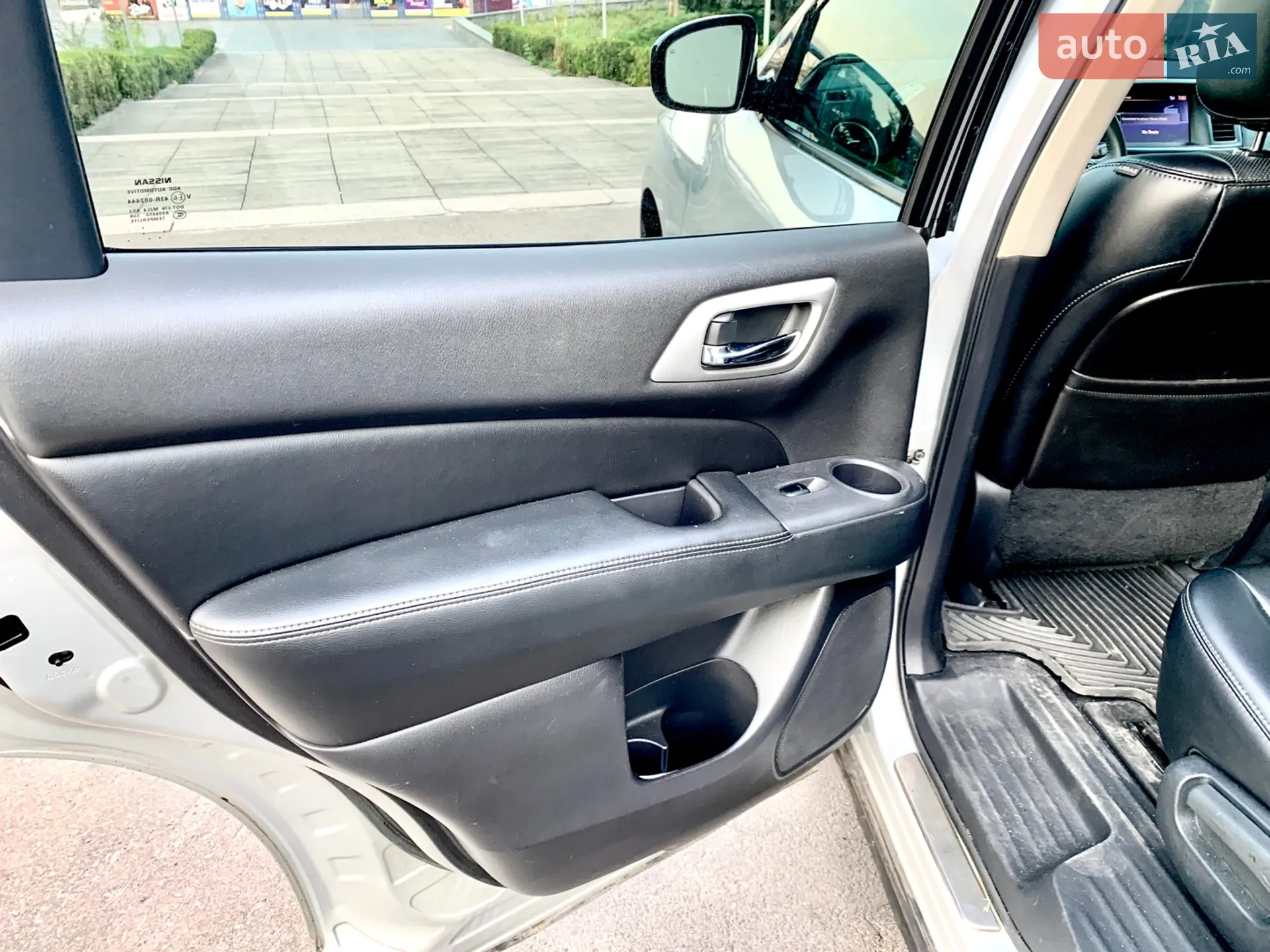 2014 Nissan Pathfinder - мініатюра 20