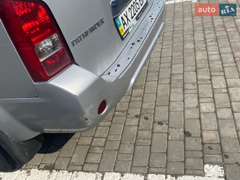 Позашляховик / Кросовер Nissan Pathfinder 2012 в Харкові
