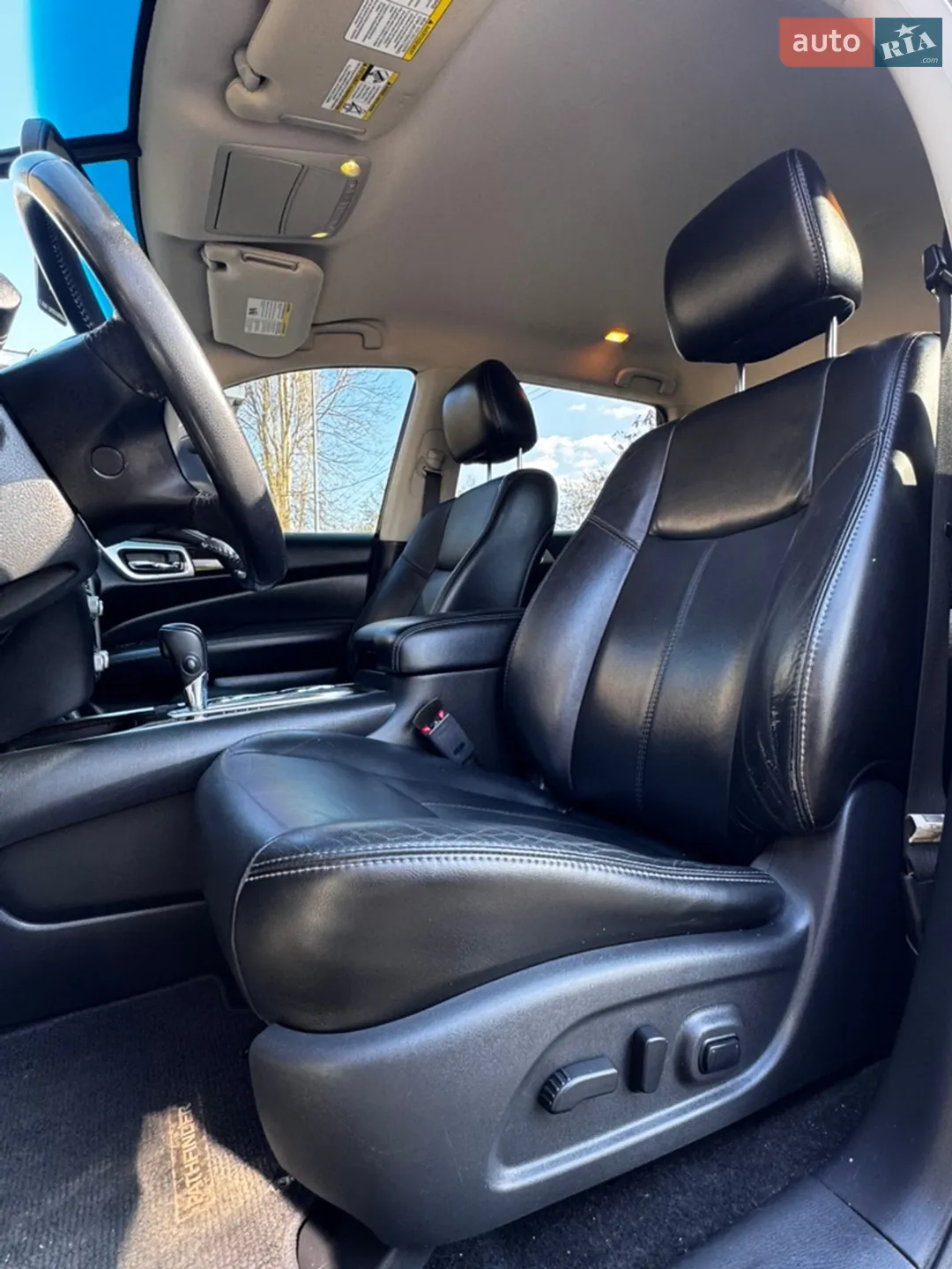 2013 Nissan Pathfinder - мініатюра 10