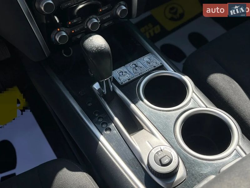 Внедорожник / Кроссовер Nissan Pathfinder 2016 в Ужгороде