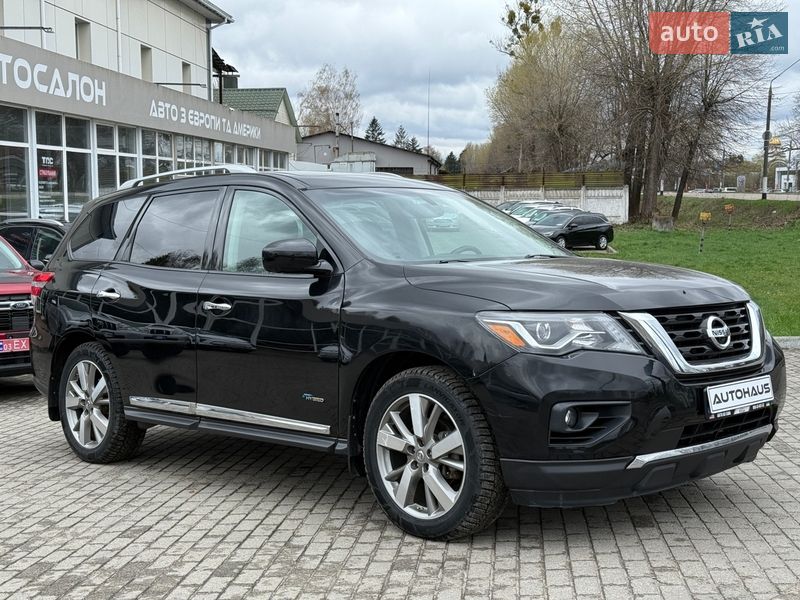 Nissan Pathfinder 2013
