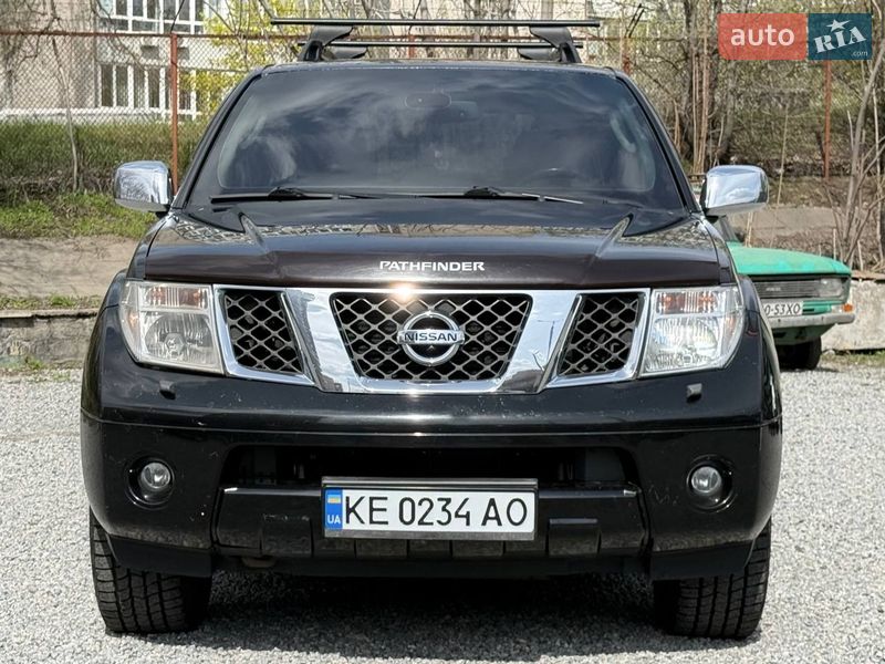 Внедорожник / Кроссовер Nissan Pathfinder 2006 в Днепре