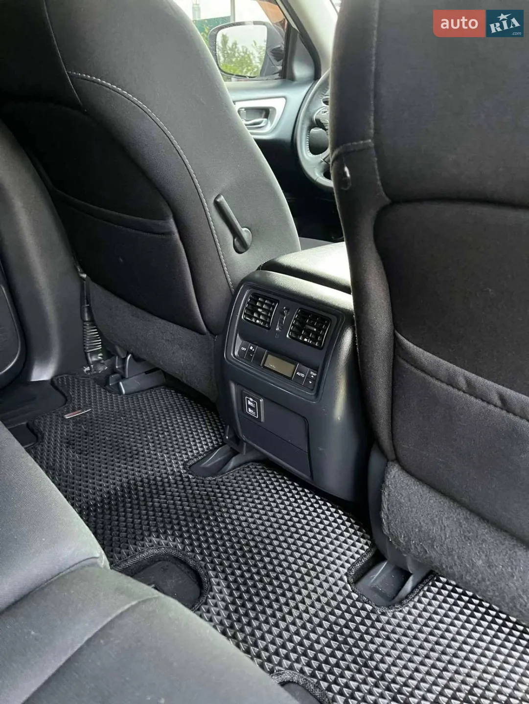 2017 Nissan Pathfinder - мініатюра 34