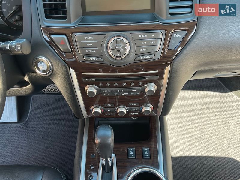 Внедорожник / Кроссовер Nissan Pathfinder 2016 в Тернополе фото 4 Внедорожник / Кроссовер Nissan Pathfinder 2016 в Тернополе