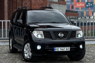 Внедорожник / Кроссовер Nissan Pathfinder 2006 в Днепре