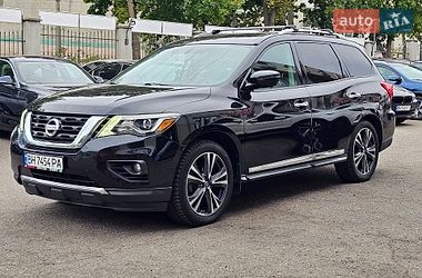 Позашляховик / Кросовер Nissan Pathfinder 2016 в Одесі