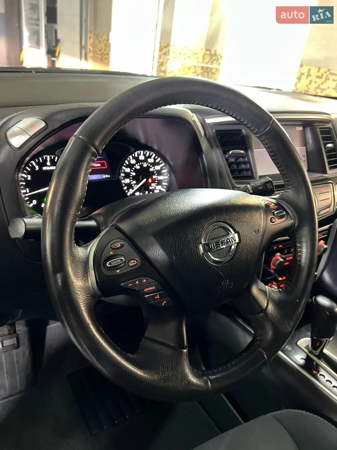 2017 Nissan Pathfinder - мініатюра 38