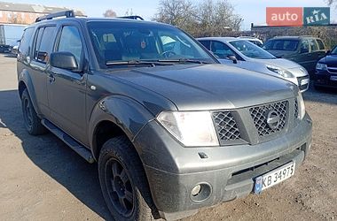 Позашляховик / Кросовер Nissan Pathfinder 2006 в Сумах
