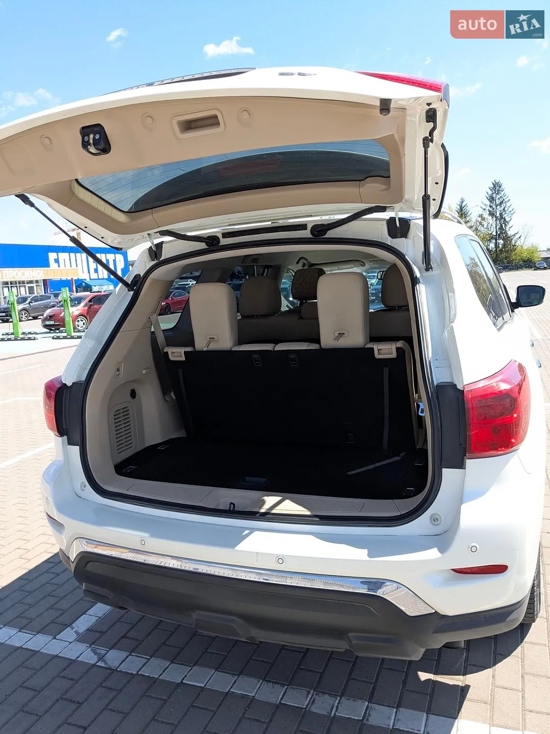 2017 Nissan Pathfinder - мініатюра 10