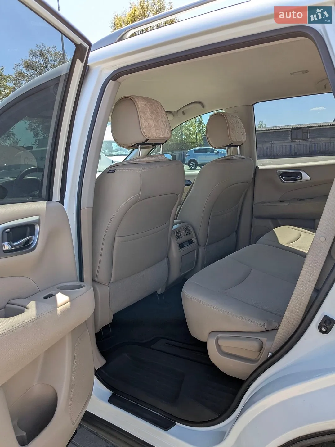 2017 Nissan Pathfinder - мініатюра 17