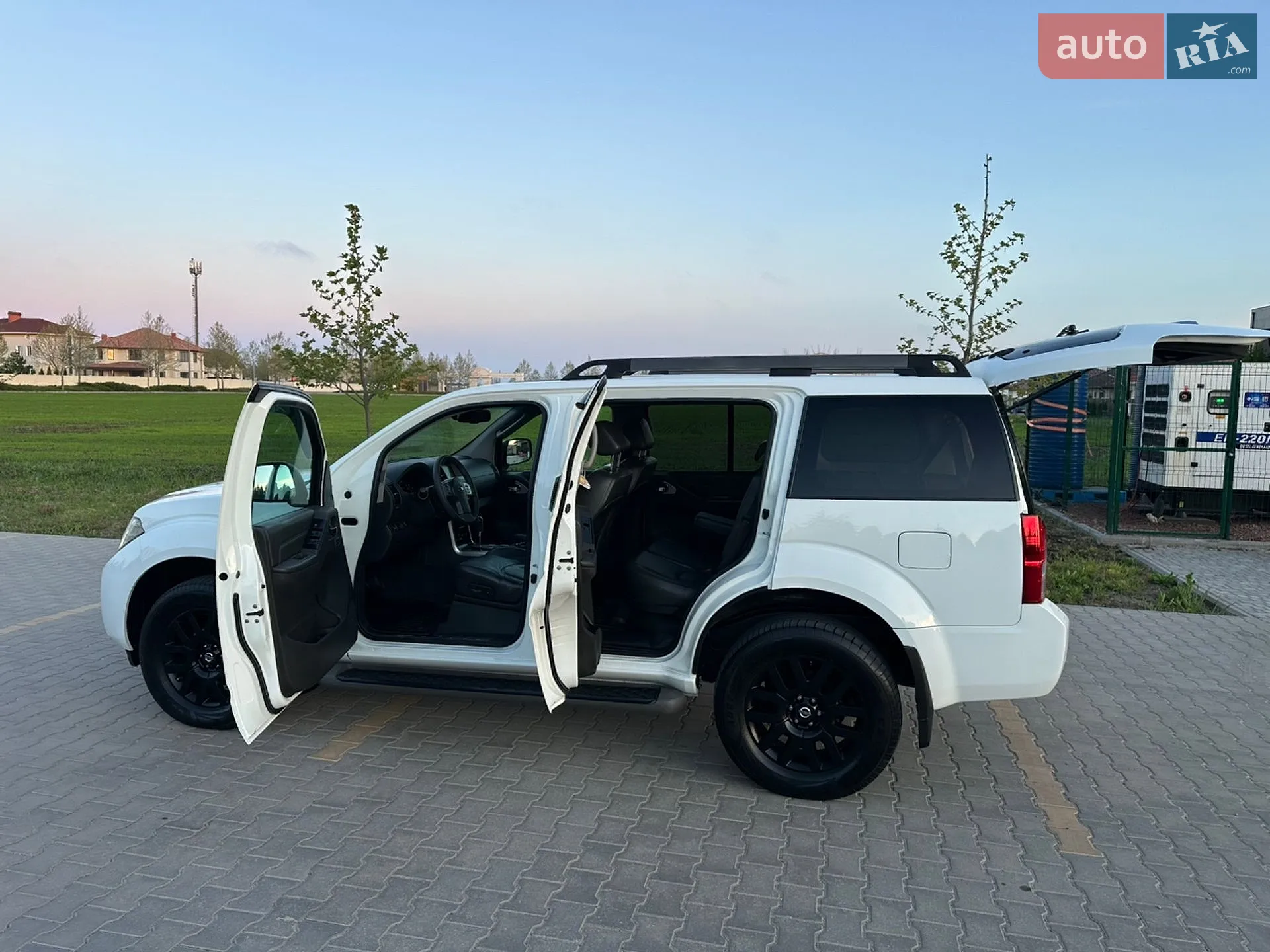 2010 Nissan Pathfinder - мініатюра 33
