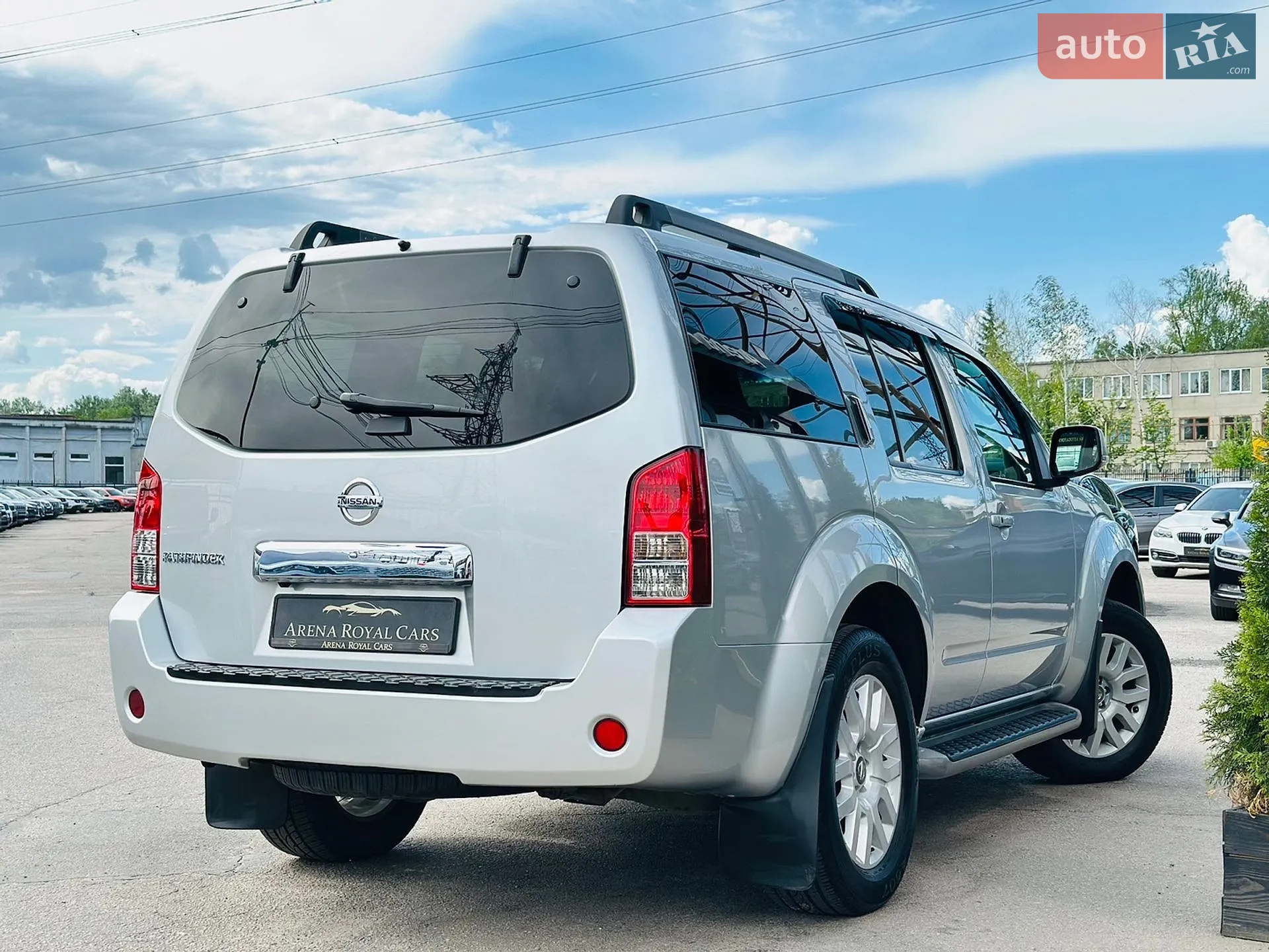 2014 Nissan Pathfinder - мініатюра 2