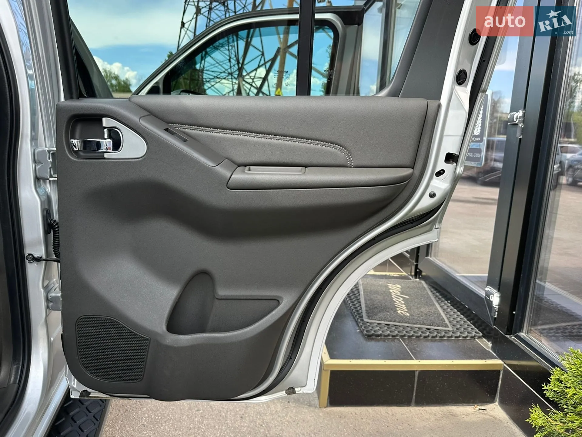 2014 Nissan Pathfinder - мініатюра 23
