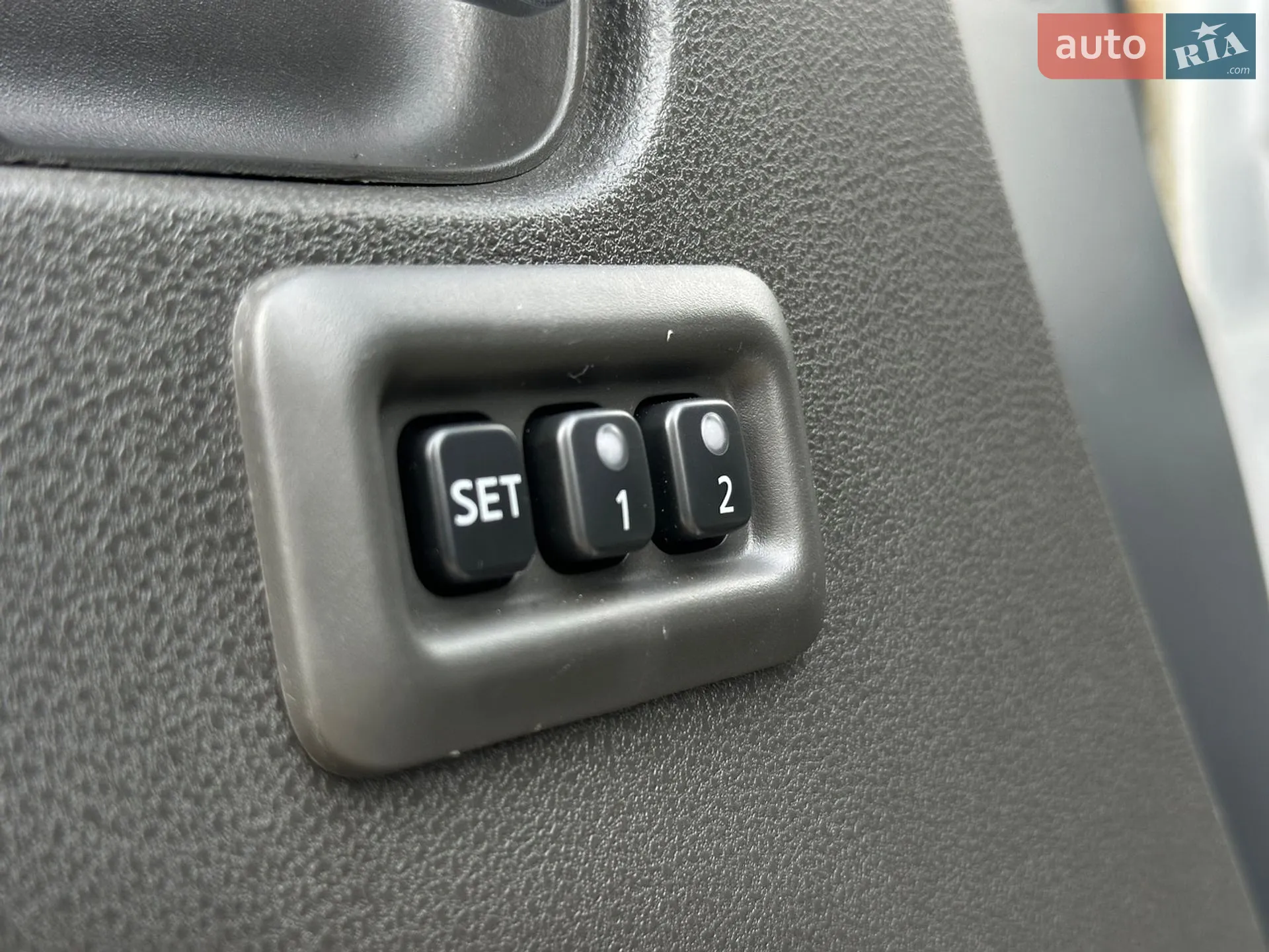 2014 Nissan Pathfinder - мініатюра 28