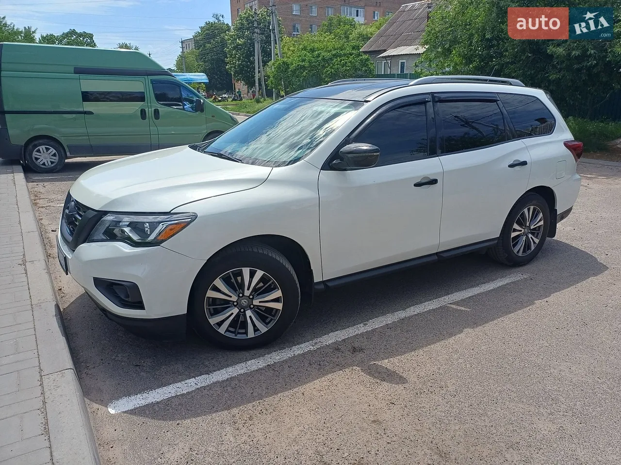 2016 Nissan Pathfinder - мініатюра 19
