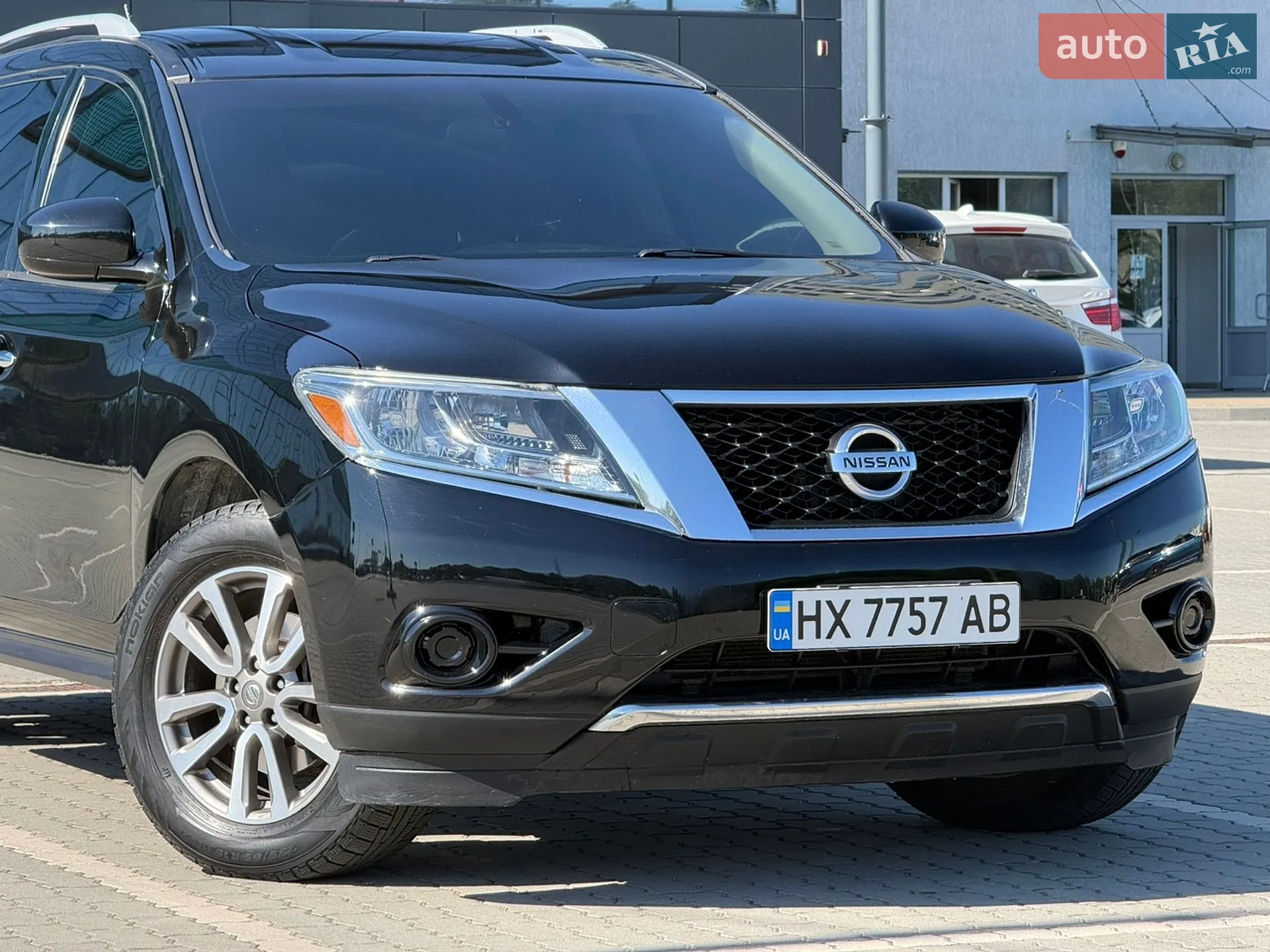 2014 Nissan Pathfinder - мініатюра 2