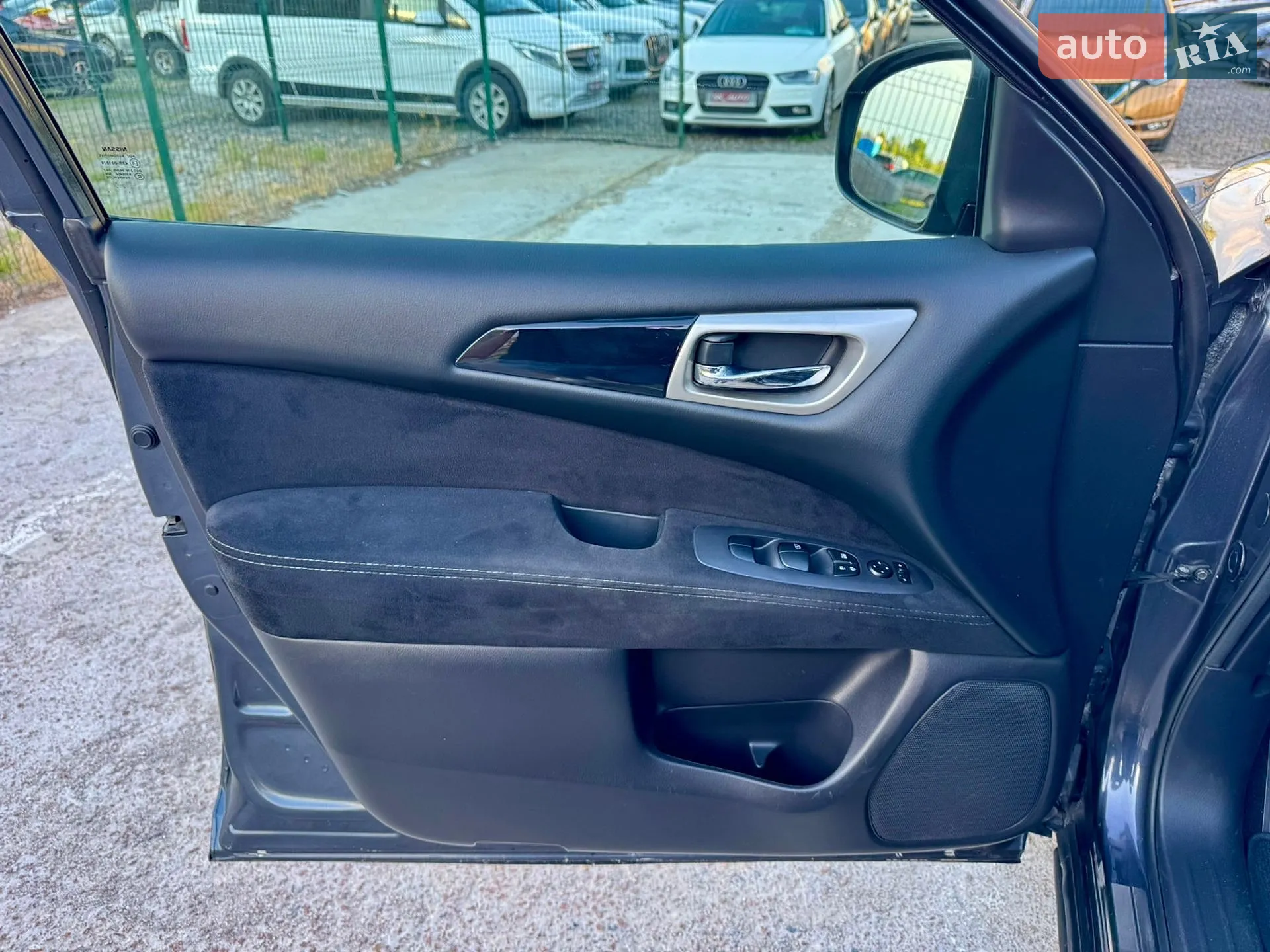 2014 Nissan Pathfinder - мініатюра 36