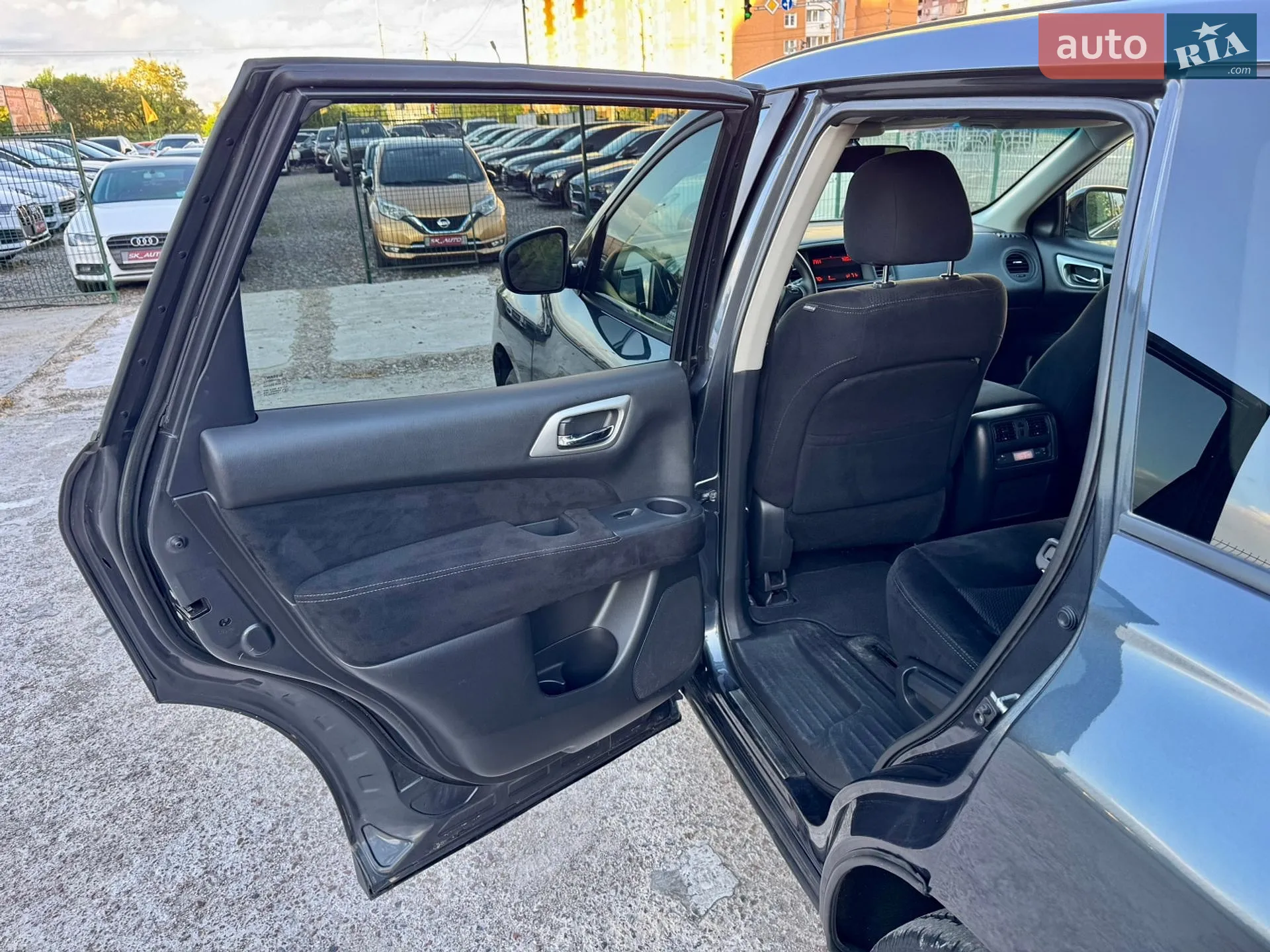 2014 Nissan Pathfinder - мініатюра 42