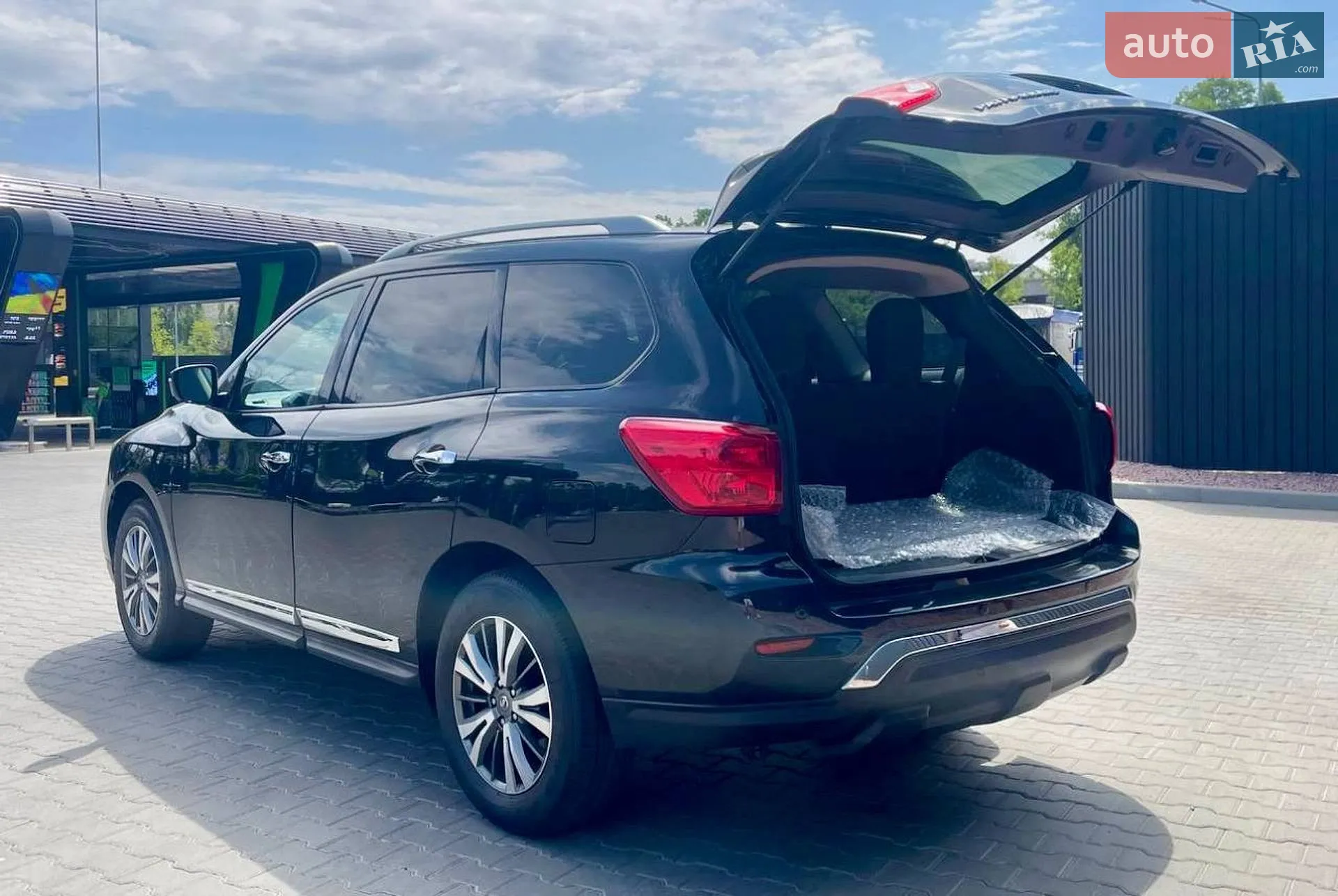 2020 Nissan Pathfinder - мініатюра 4