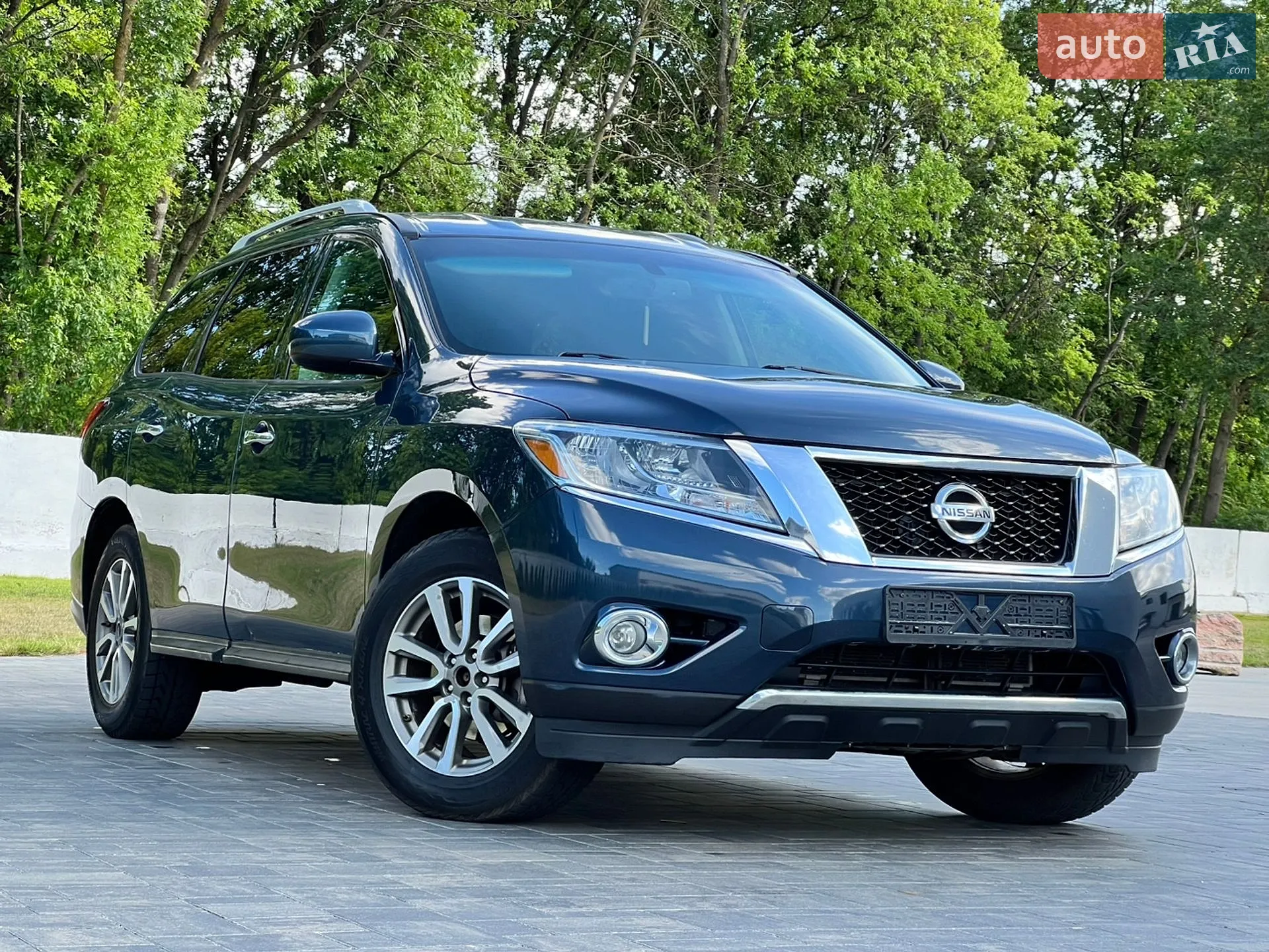 2015 Nissan Pathfinder - мініатюра 2