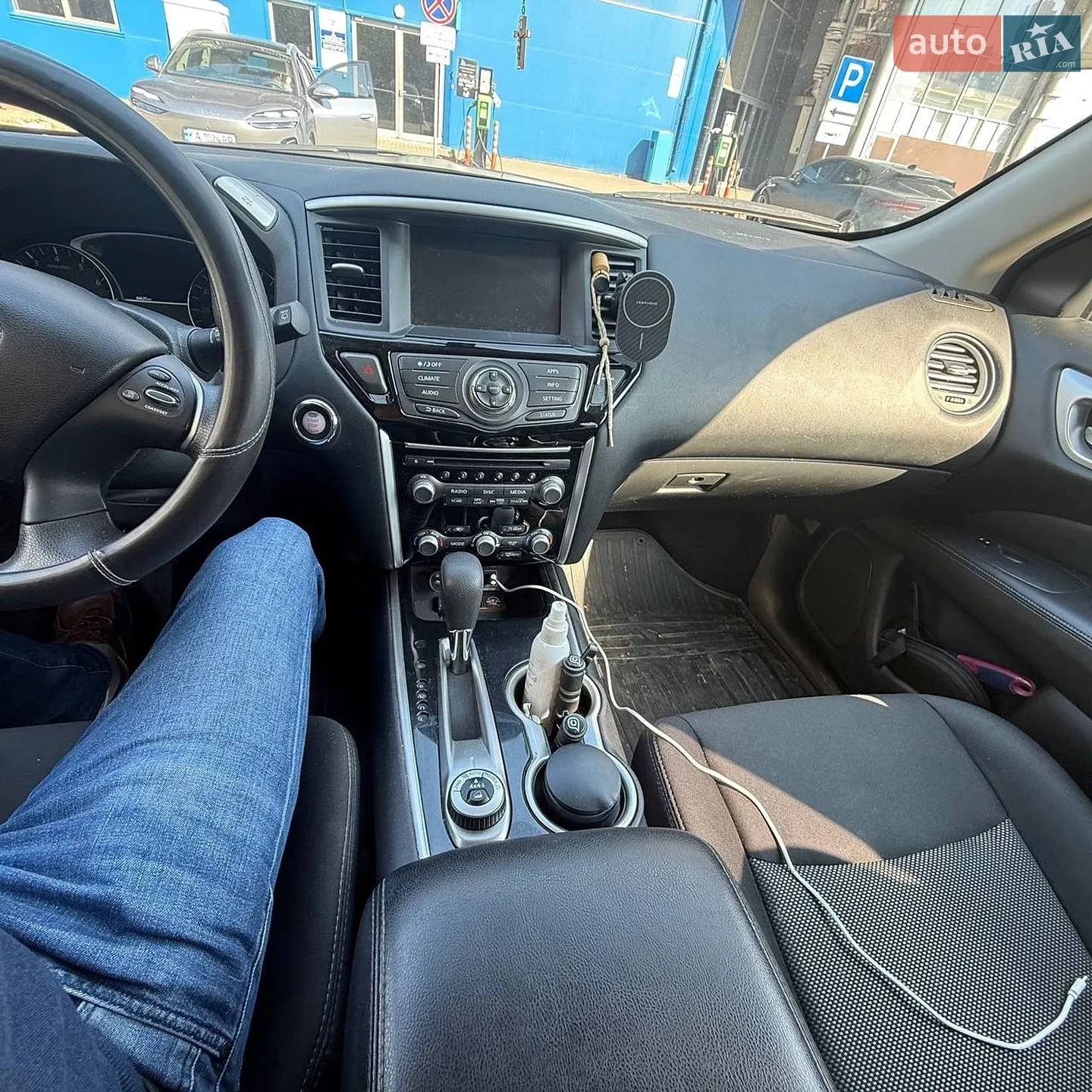 2019 Nissan Pathfinder - мініатюра 5