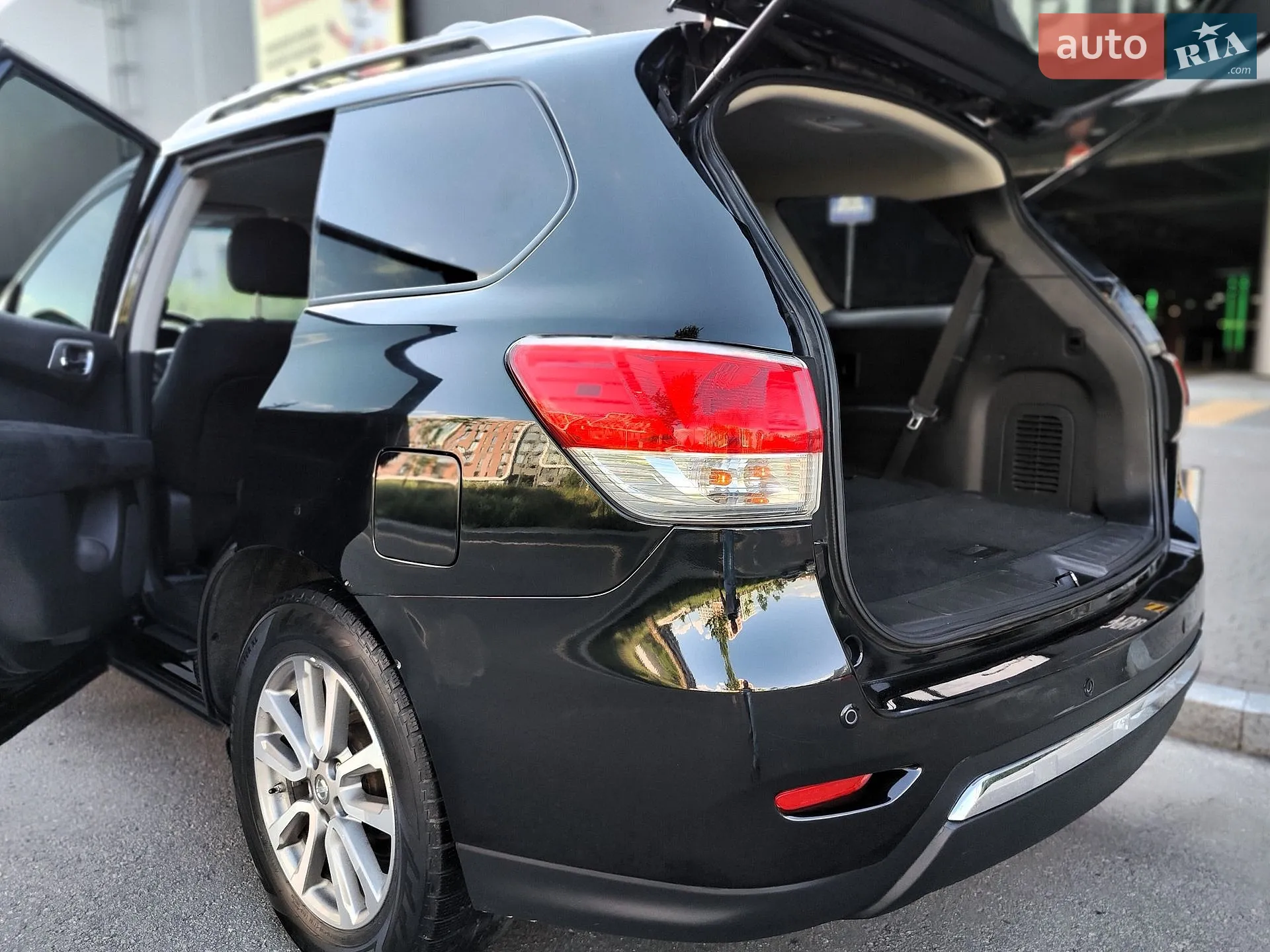 2014 Nissan Pathfinder - мініатюра 16