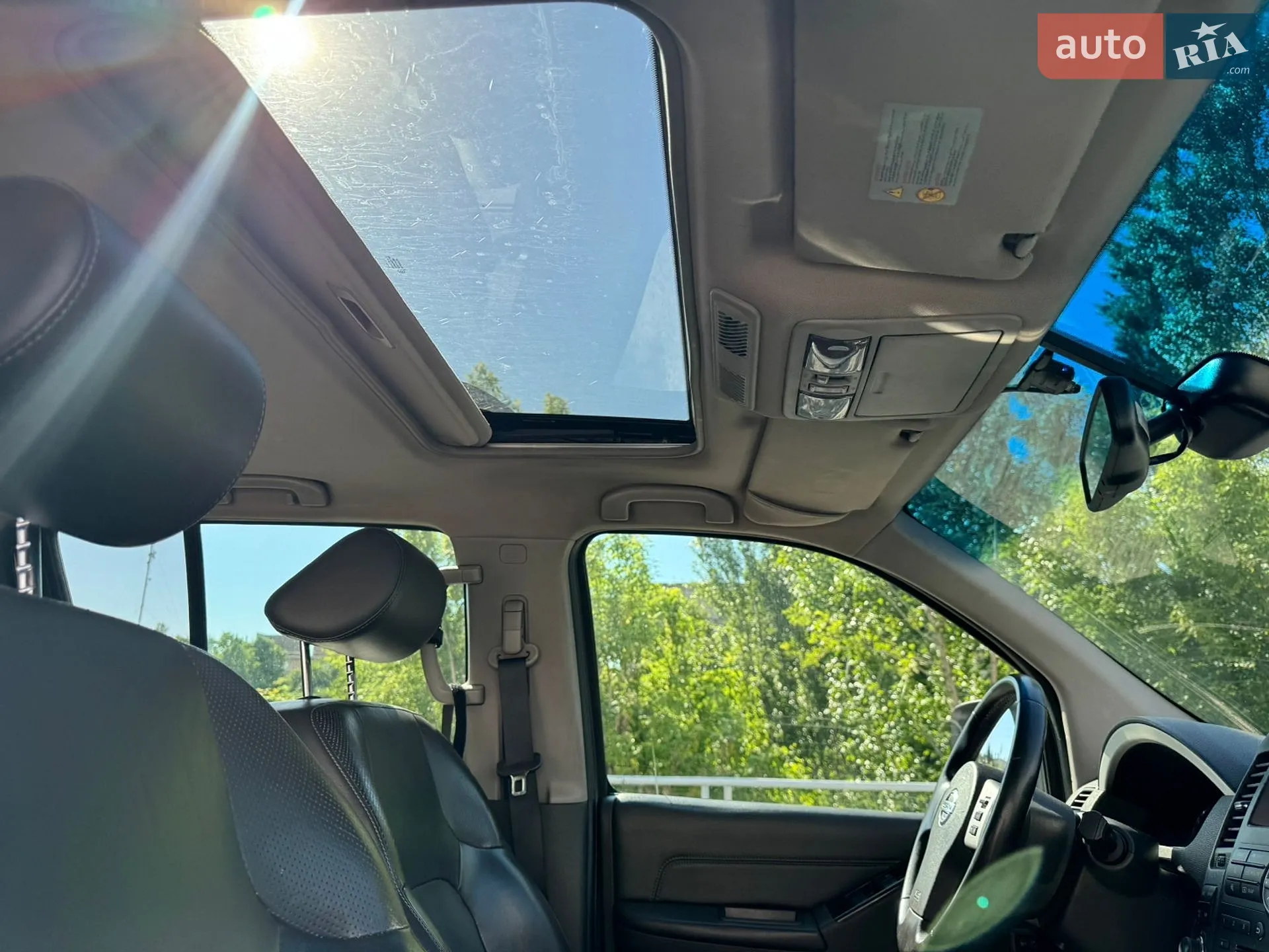 2011 Nissan Pathfinder - мініатюра 34