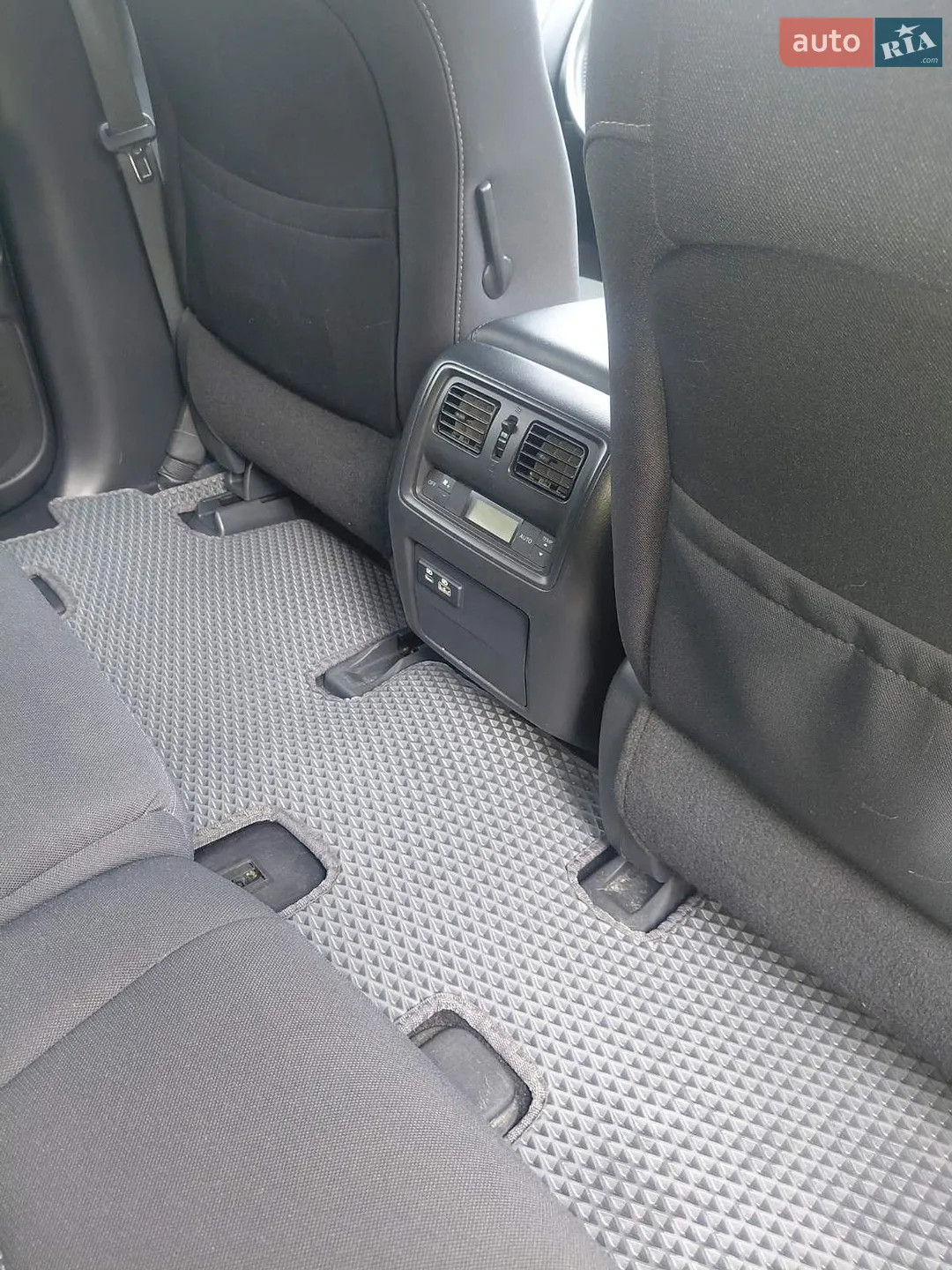2020 Nissan Pathfinder - мініатюра 30