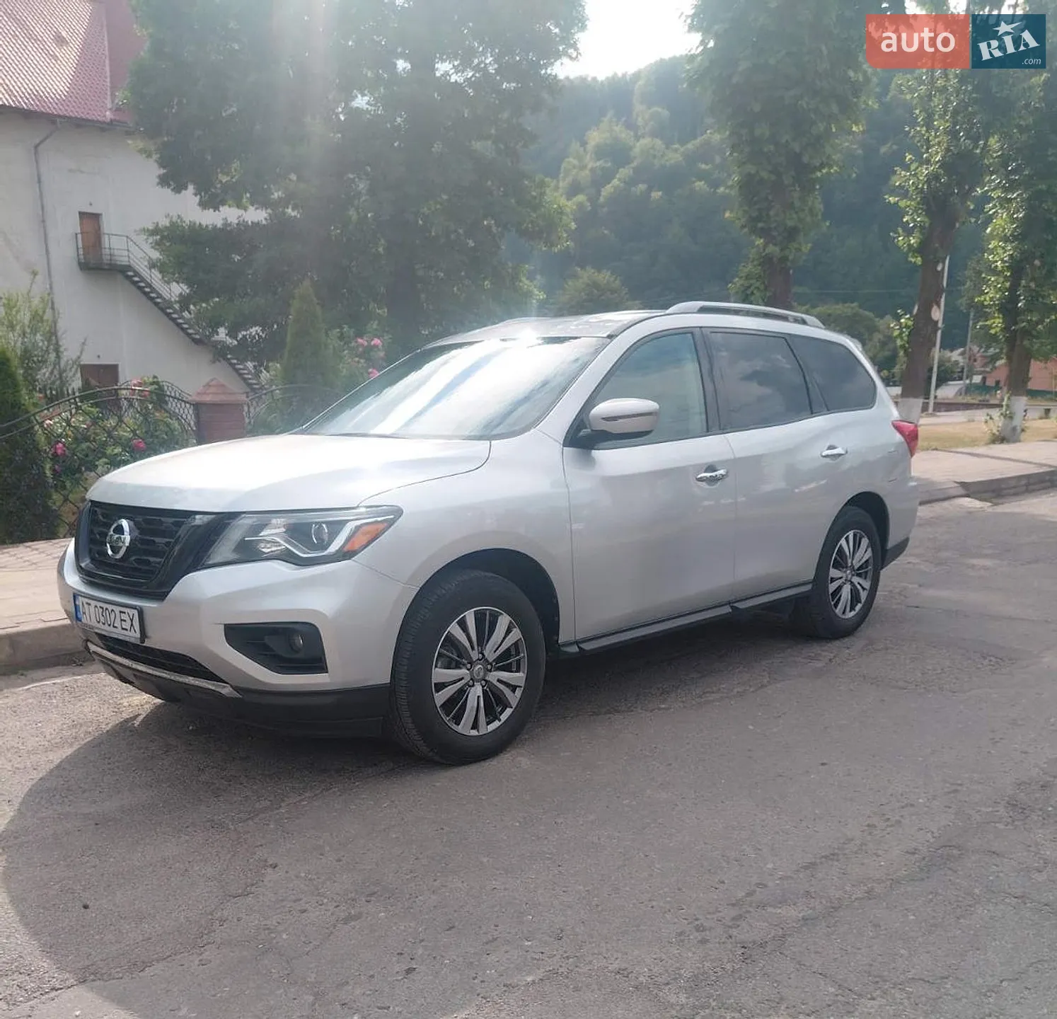 2020 Nissan Pathfinder - мініатюра 4