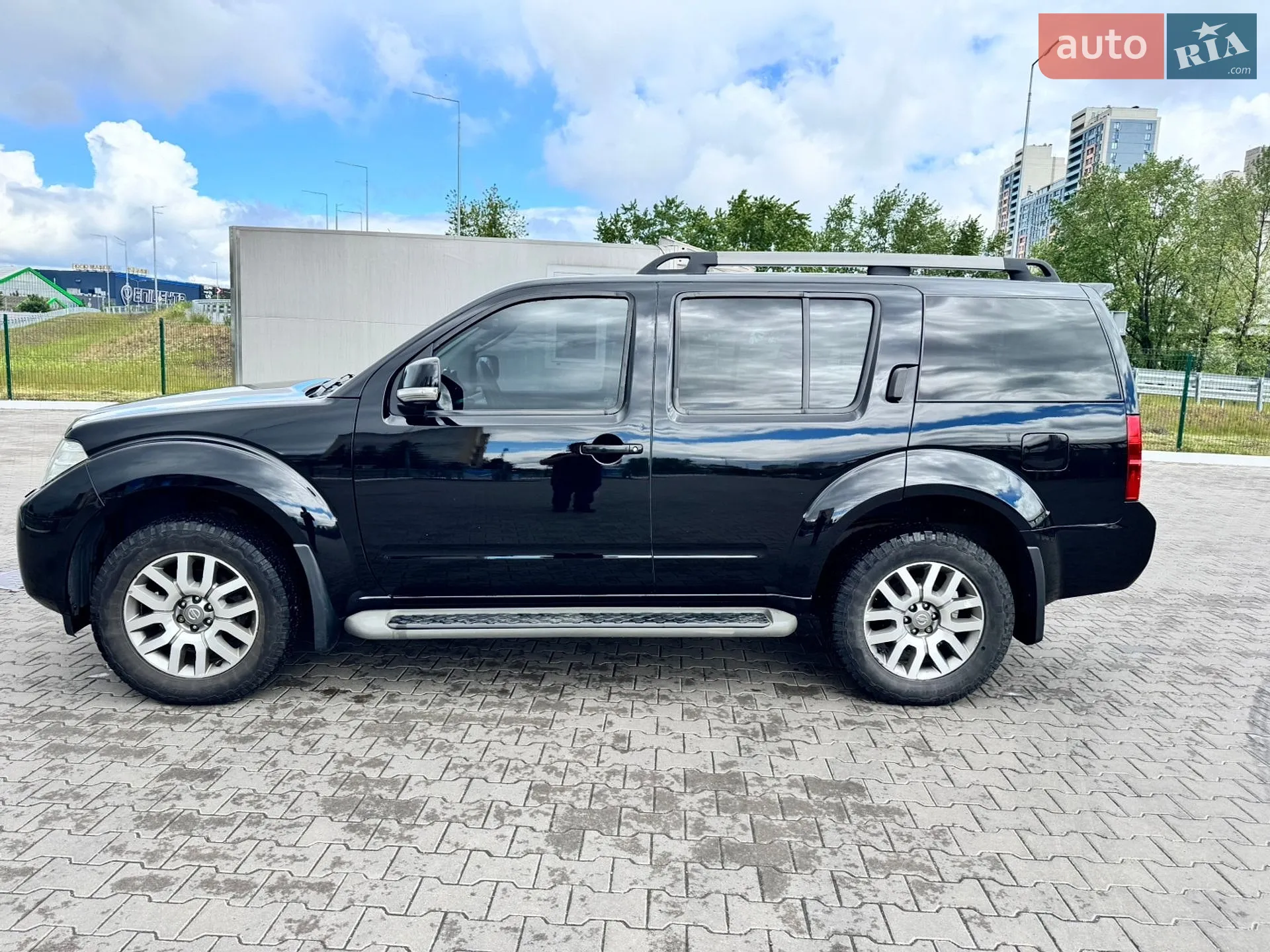 2013 Nissan Pathfinder - мініатюра 2