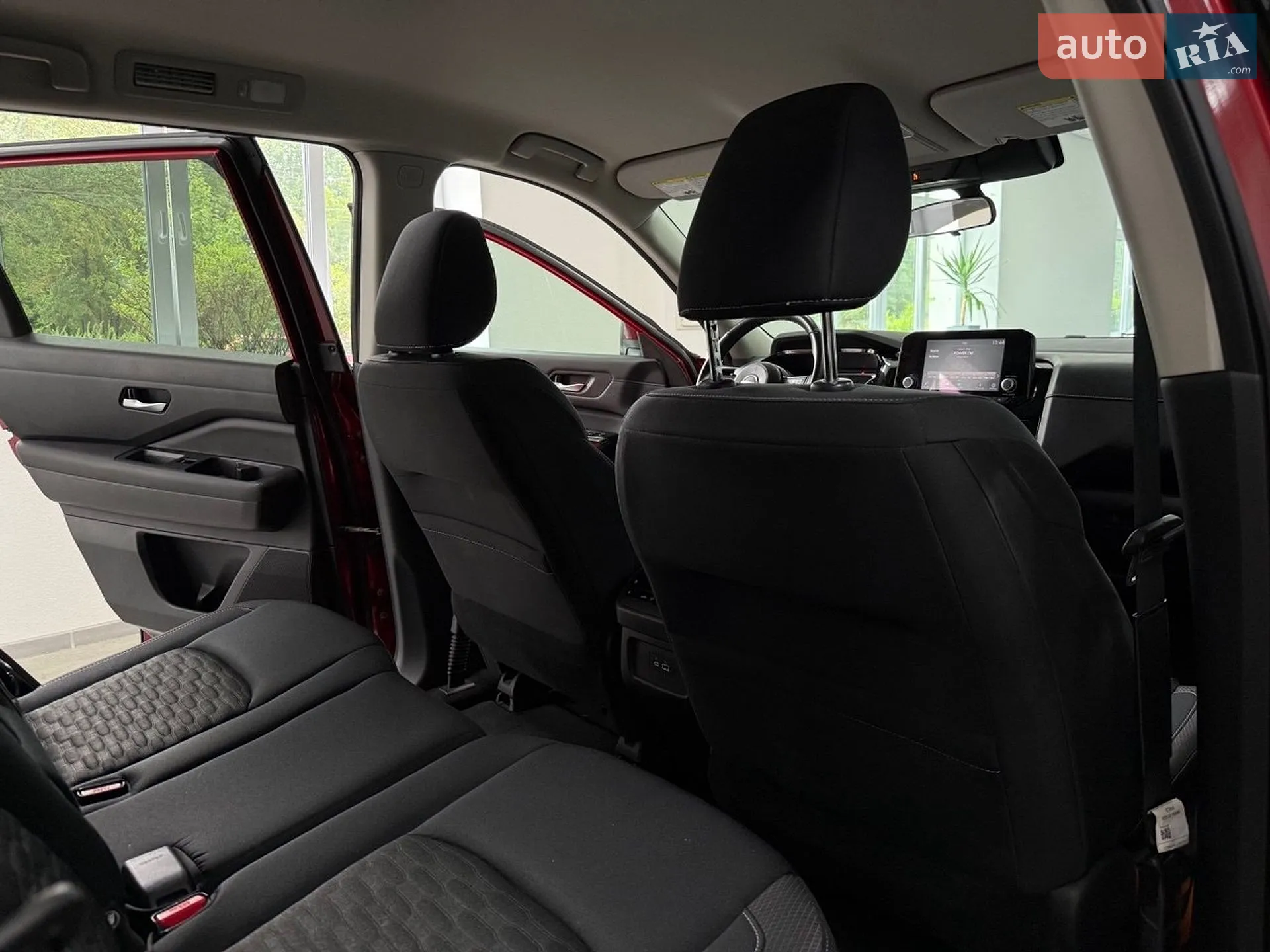 2022 Nissan Pathfinder - мініатюра 20