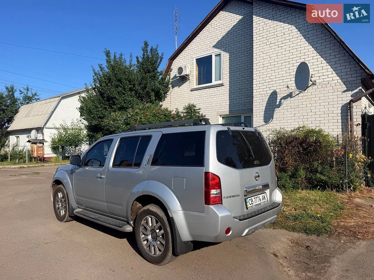 2011 Nissan Pathfinder - мініатюра 14