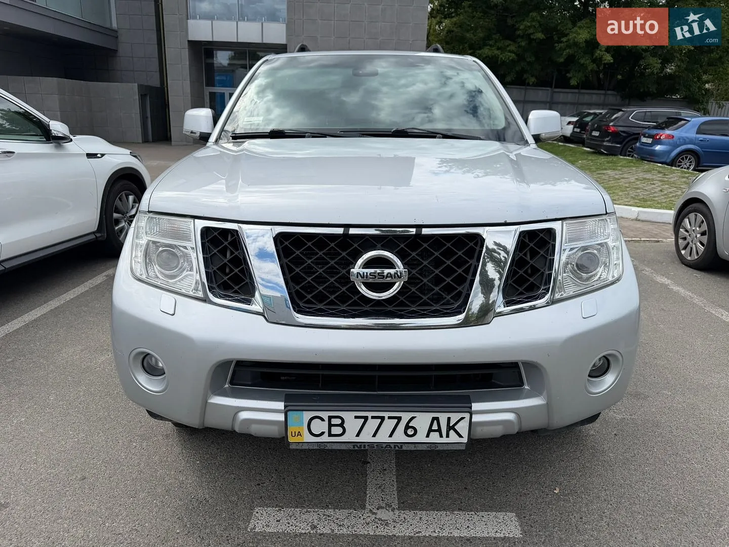 2011 Nissan Pathfinder - мініатюра 2