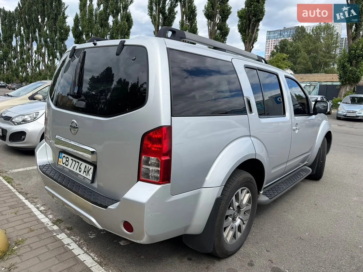 2011 Nissan Pathfinder - мініатюра 4