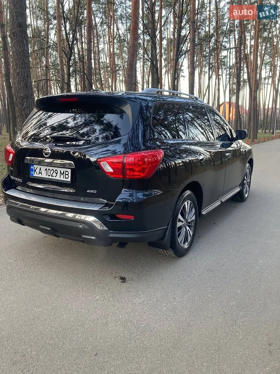 2017 Nissan Pathfinder - мініатюра 3