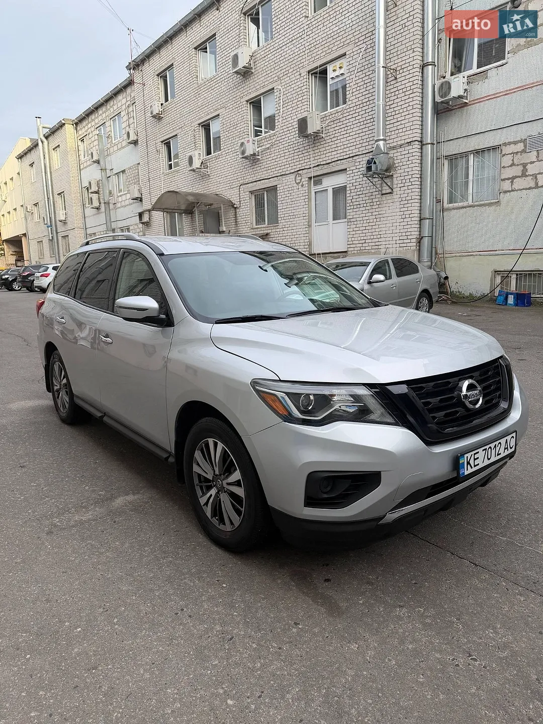 2018 Nissan Pathfinder - фото 1
