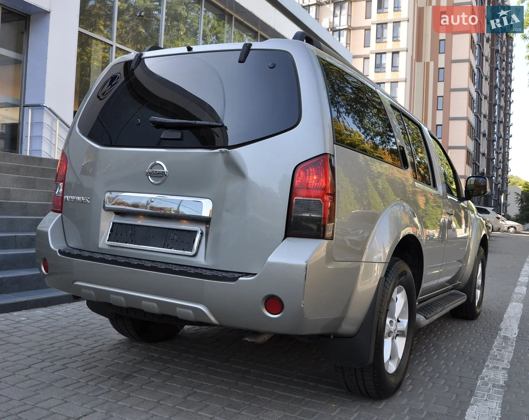 2011 Nissan Pathfinder - мініатюра 11