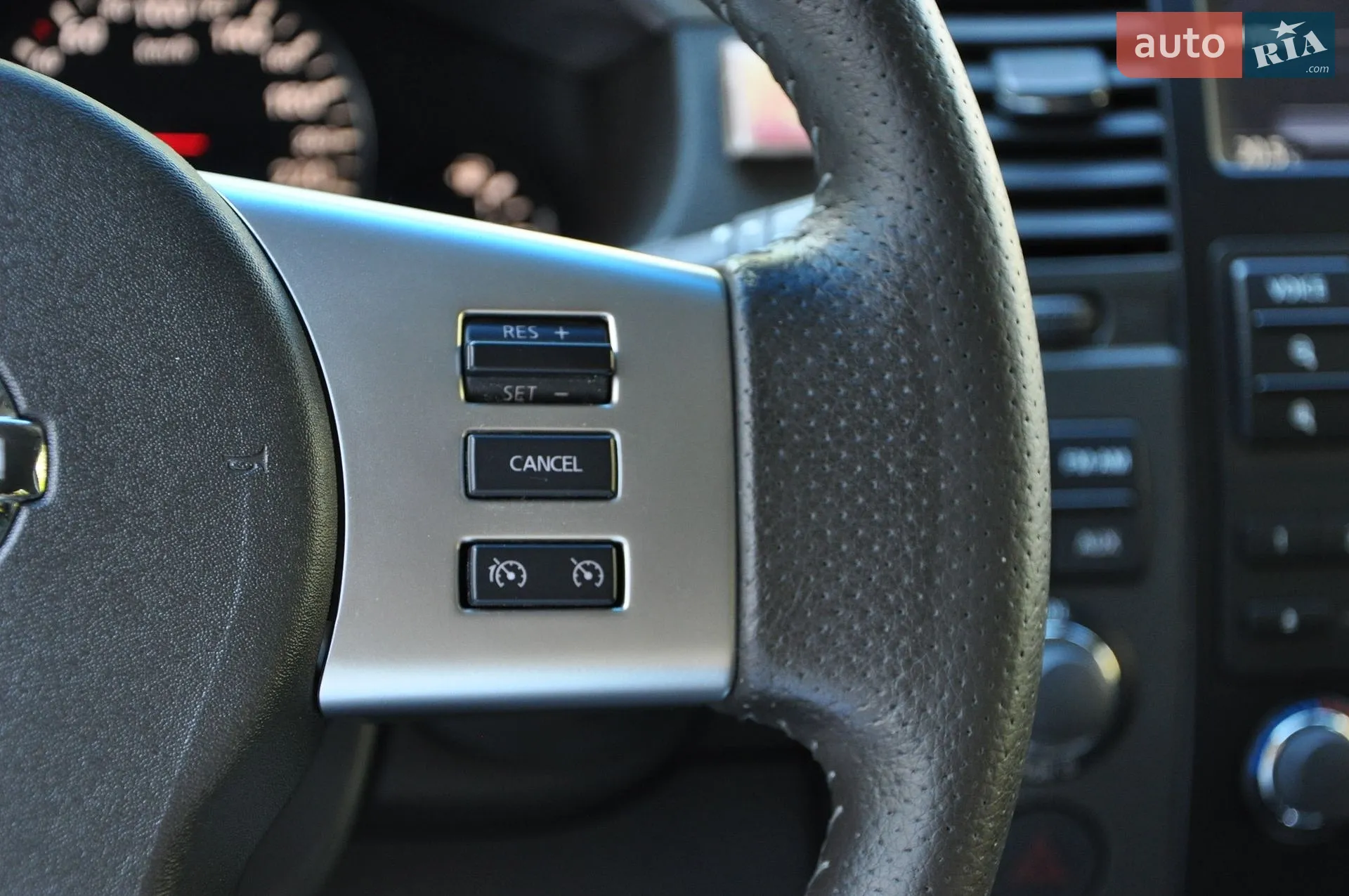 2011 Nissan Pathfinder - мініатюра 35