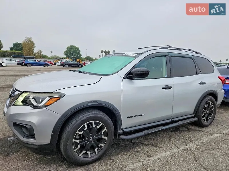 Nissan Pathfinder 2019
