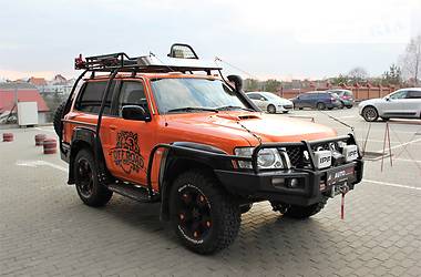 Позашляховик / Кросовер Nissan Patrol 2009 в Львові