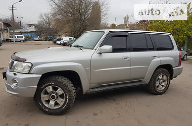 Позашляховик / Кросовер Nissan Patrol 2008 в 