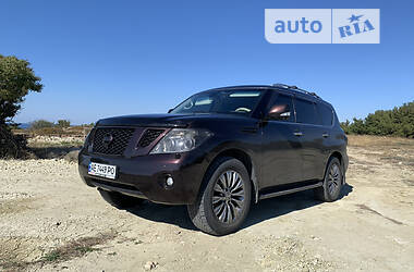 Внедорожник / Кроссовер Nissan Patrol 2011 в Кривом Роге