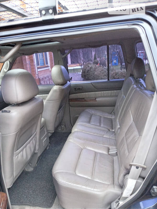 Внедорожник / Кроссовер Nissan Patrol 2000 в Киеве