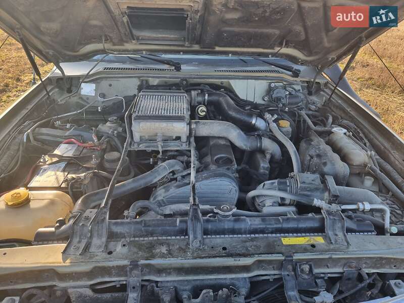 Позашляховик / Кросовер Nissan Patrol 1999 в Пустомитах