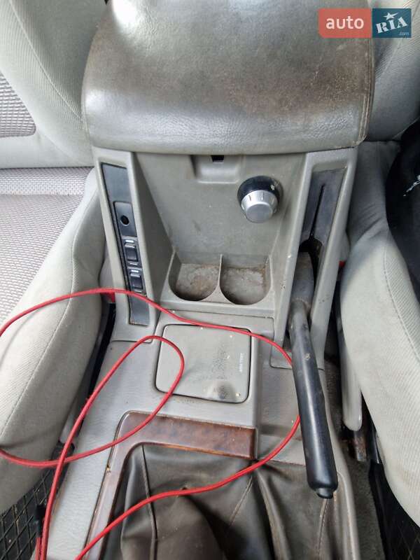 Позашляховик / Кросовер Nissan Patrol 2002 в Тячеві