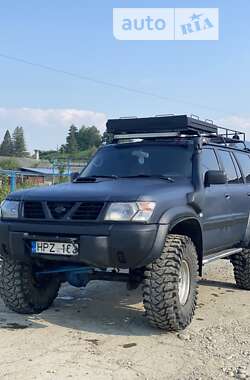 Внедорожник / Кроссовер Nissan Patrol 2001 в Коломые